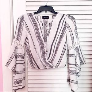 Black & White Bell-Sleeve Top 🌬
